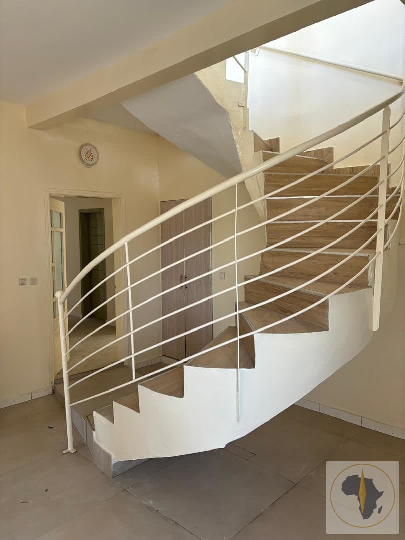 Appartement à louer 4 chambres à Yoff, Dakar