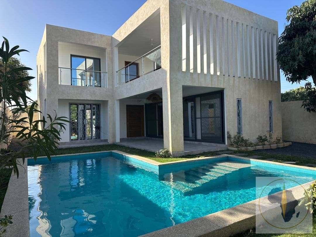 Villa à vendre 4 chambres à Ngaparou