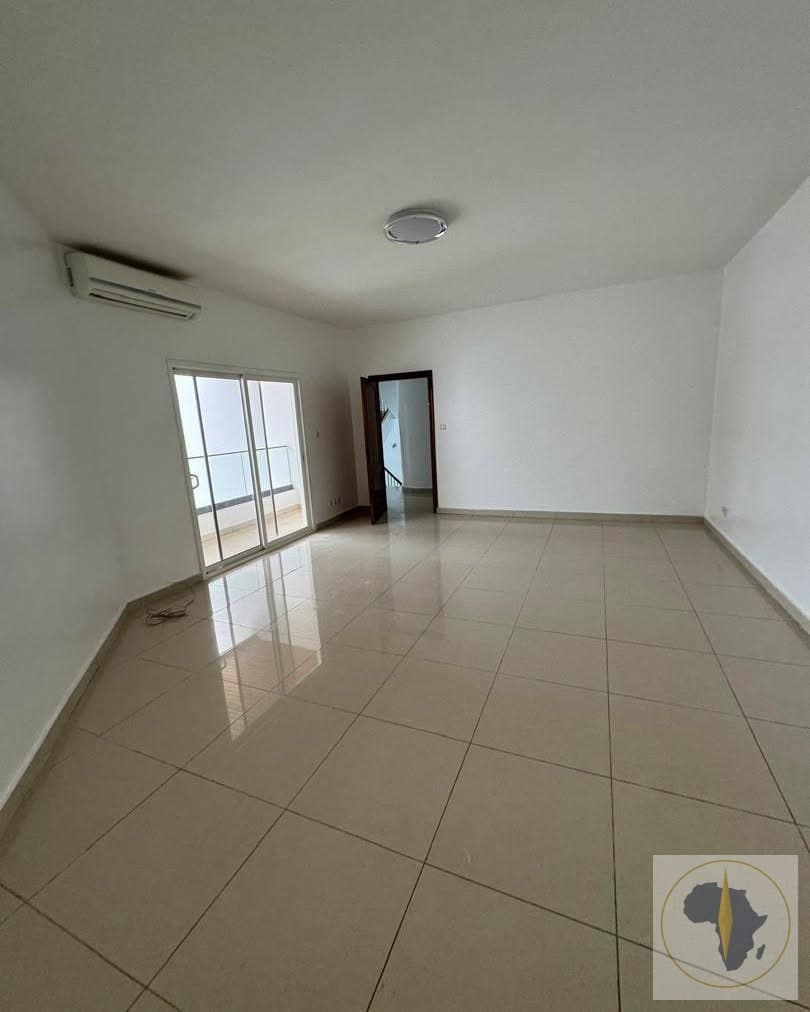 Villa à louer à Dakar — photo 2