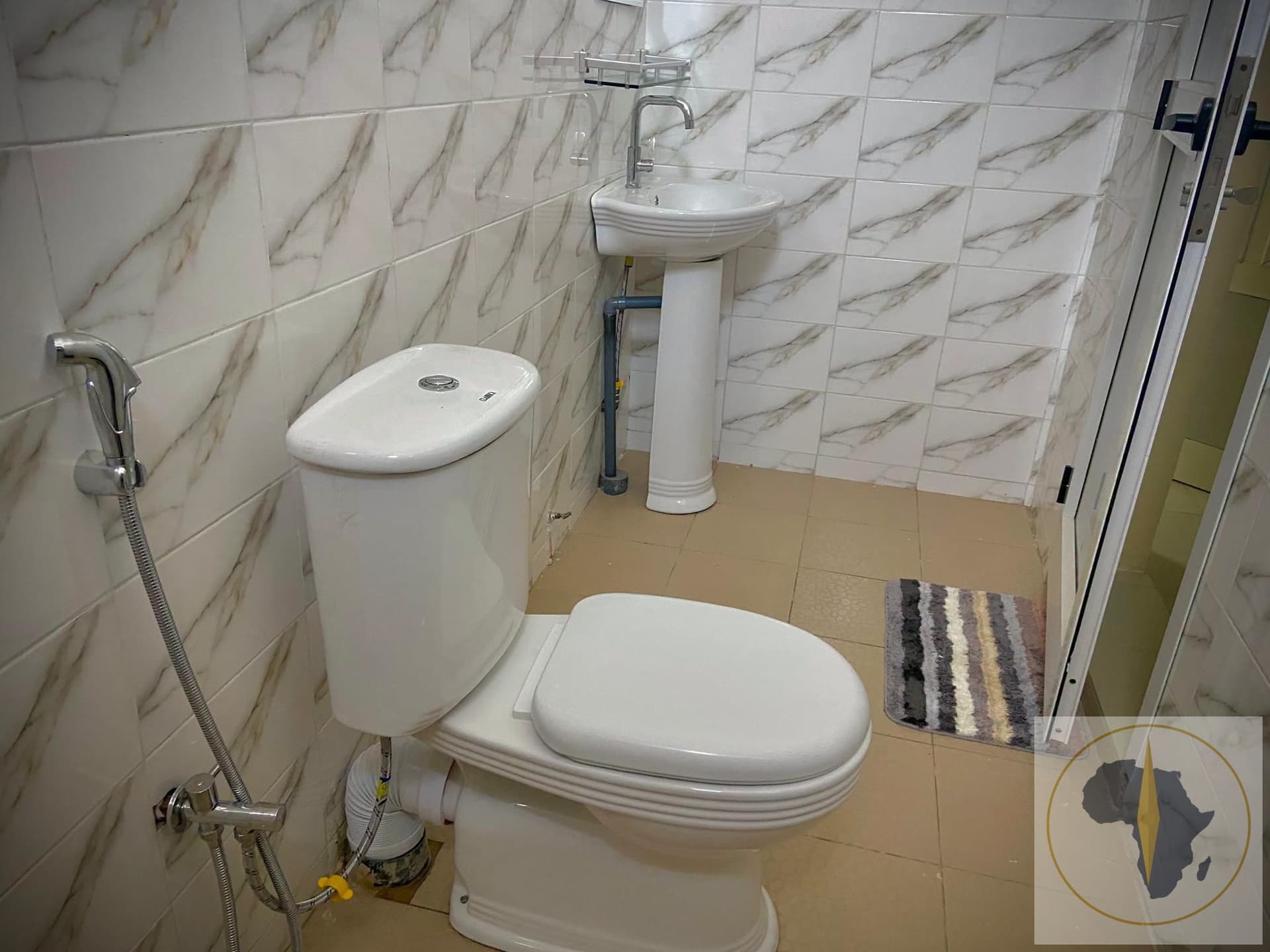 Appartement en location saisonnière à Mbour — photo 6