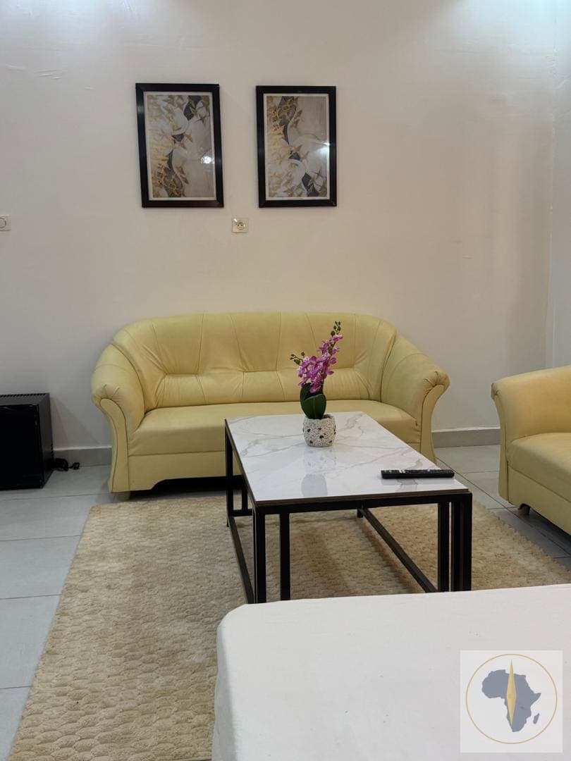 Appartement en location saisonnière à Louga — photo 2